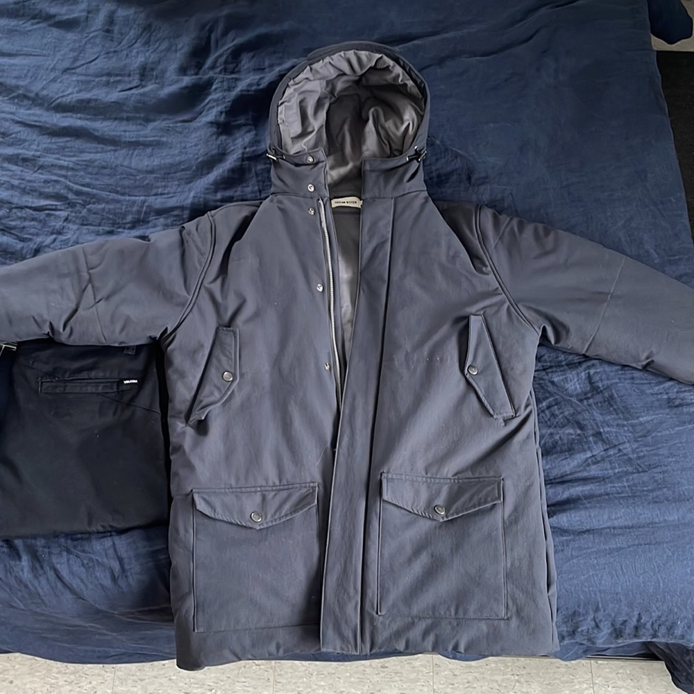 Taylor Stitch Sierra Parka size Large in Midnight (black) color